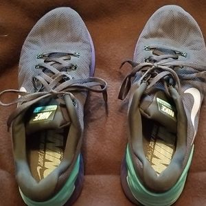 2 for $5 NIKE LUNARGLIDE VI SZ 7.5 ATHLETIC RUNNING SHOES